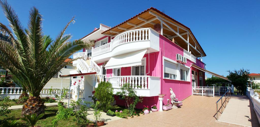 Nereids Apartments And Studios Chrysi Ammoudia ภายนอก รูปภาพ